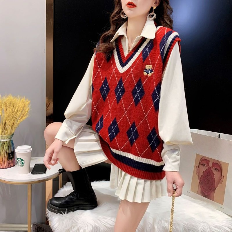 Gilet in maglia rossa per donn - Winter Clothing Trends 2025 Women'S recensione e prezzo