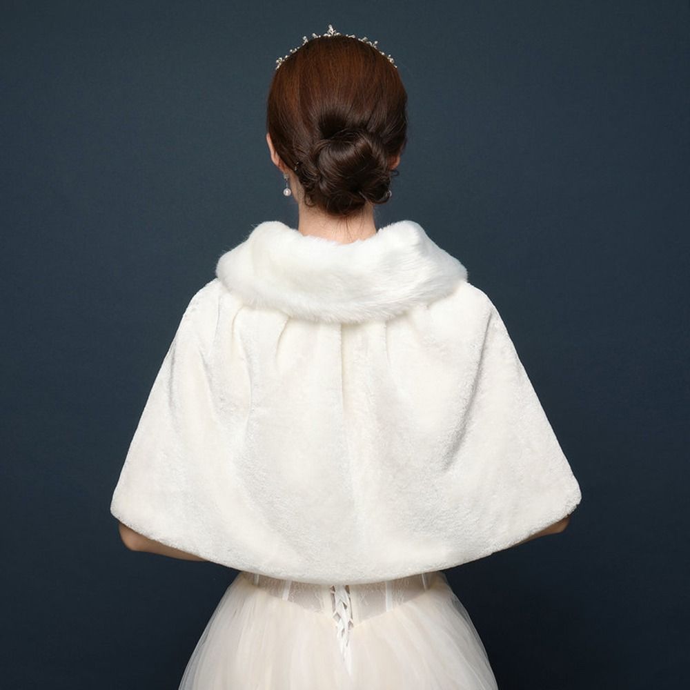 Stola avvolgente in peluche ad - Jacket Winter Clothing recensione e prezzo