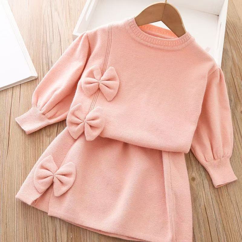 Set di abbigliamento per ragaz - Winter Clothing That Starts With O recensione e prezzo