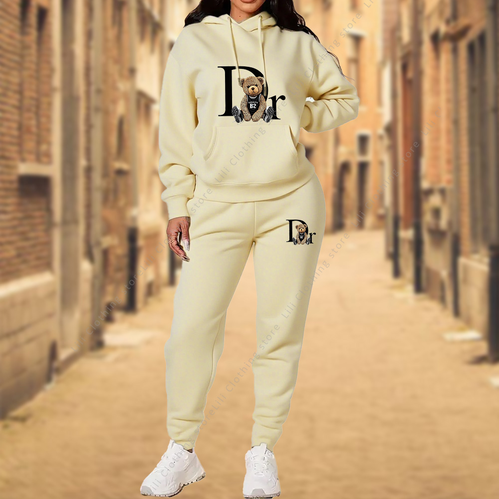 Tuta da donna Abiti firmati es - Winter Clothing Kit recensione e prezzo